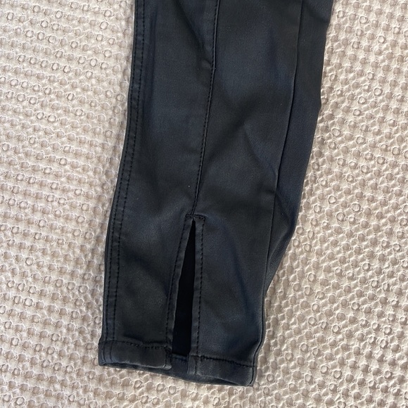 Boutique Leather Coated Slit Style Jeans Mashed Potatoes Denim NEW with tags - Picture 2 of 4